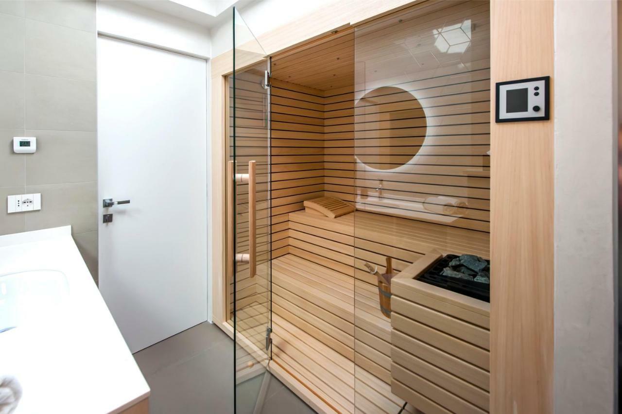 The Q Superior - A Penthouse With Jacuzzi And Sauna Rovinj Exterior photo