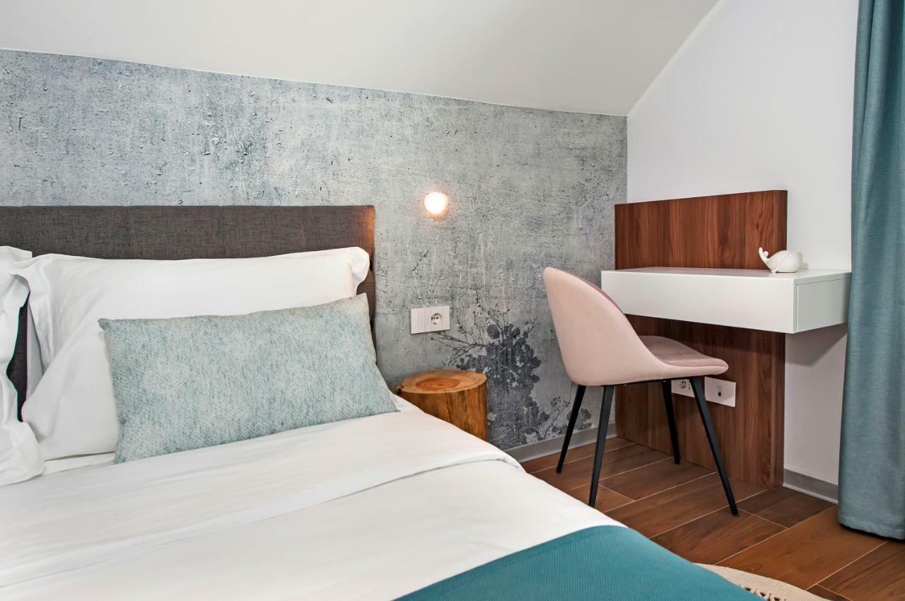 The Q Superior - A Penthouse With Jacuzzi And Sauna Rovinj Exterior photo
