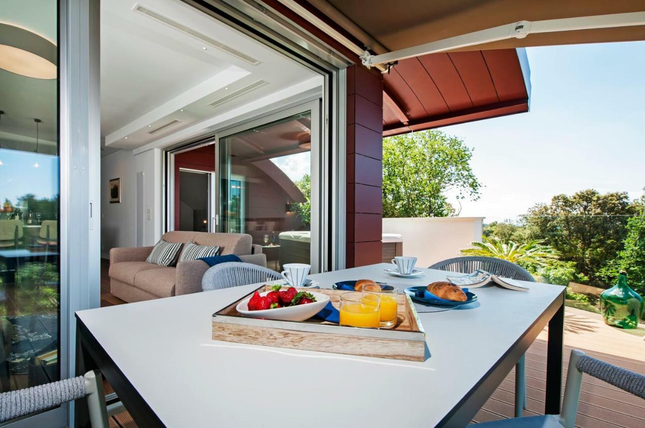 The Q Superior - A Penthouse With Jacuzzi And Sauna Rovinj Exterior photo