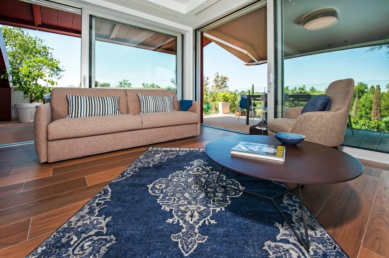 The Q Superior - A Penthouse With Jacuzzi And Sauna Rovinj Exterior photo