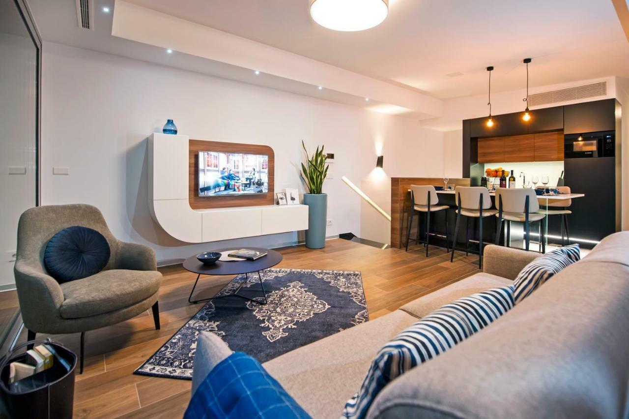 The Q Superior - A Penthouse With Jacuzzi And Sauna Rovinj Exterior photo