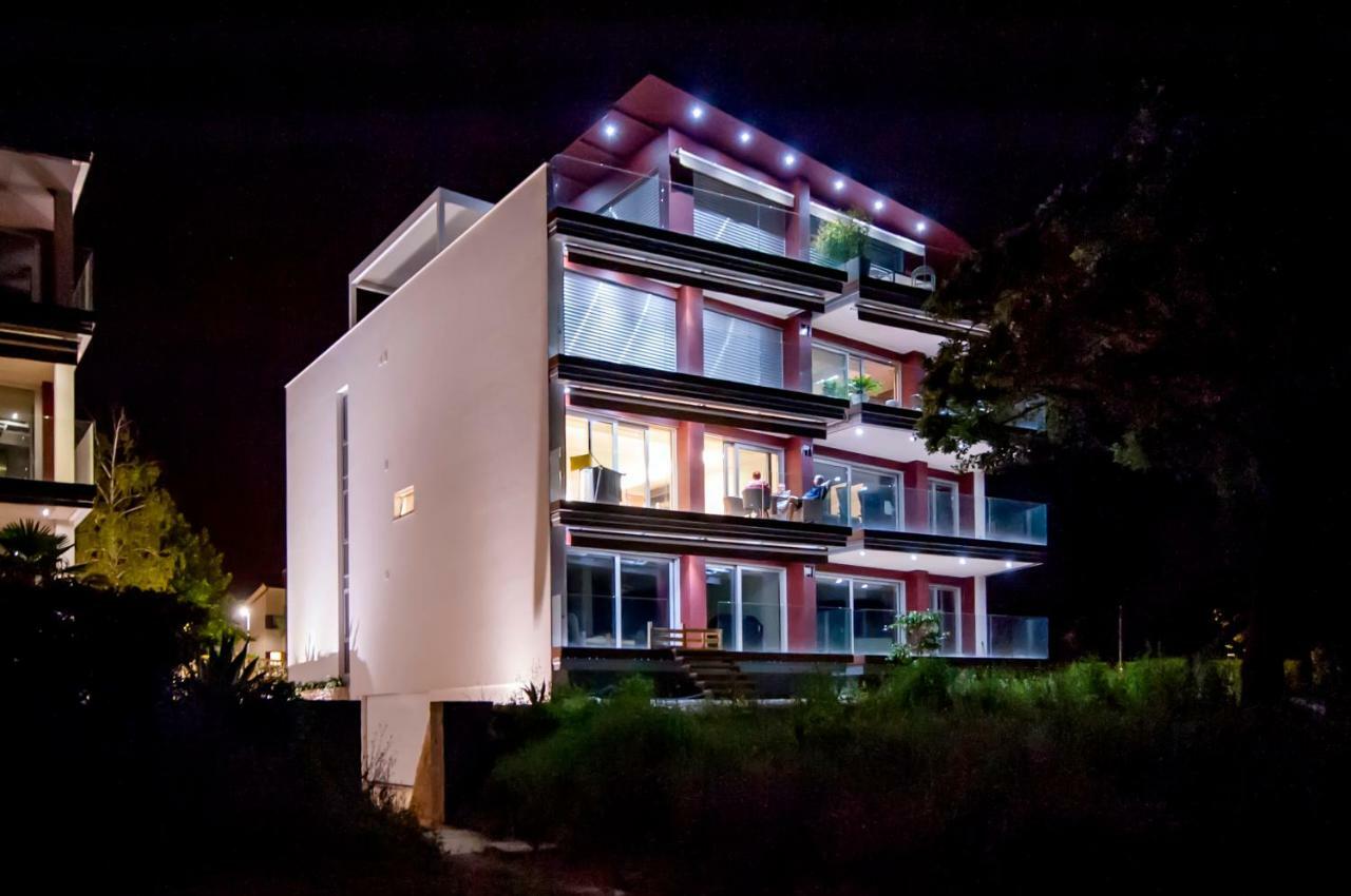 The Q Superior - A Penthouse With Jacuzzi And Sauna Rovinj Exterior photo